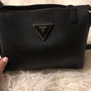 Guess crossbody 👜🤩